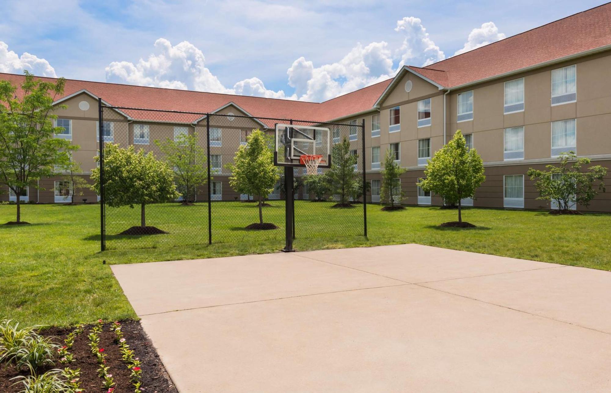 Homewood Suites By Hilton St. Louis Riverport- Airport West Maryland Heights Exterior photo